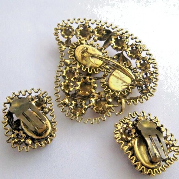 Austria Brooch Earrings red cabochon & rhinestones Set - Picture 6 of 7